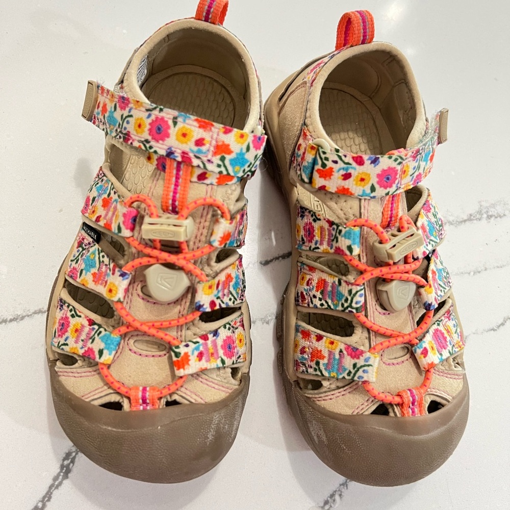 Keen Kids Sandals with Floral Pattern